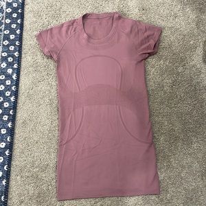 Lululemon Swiftly Tech Short Sleeve